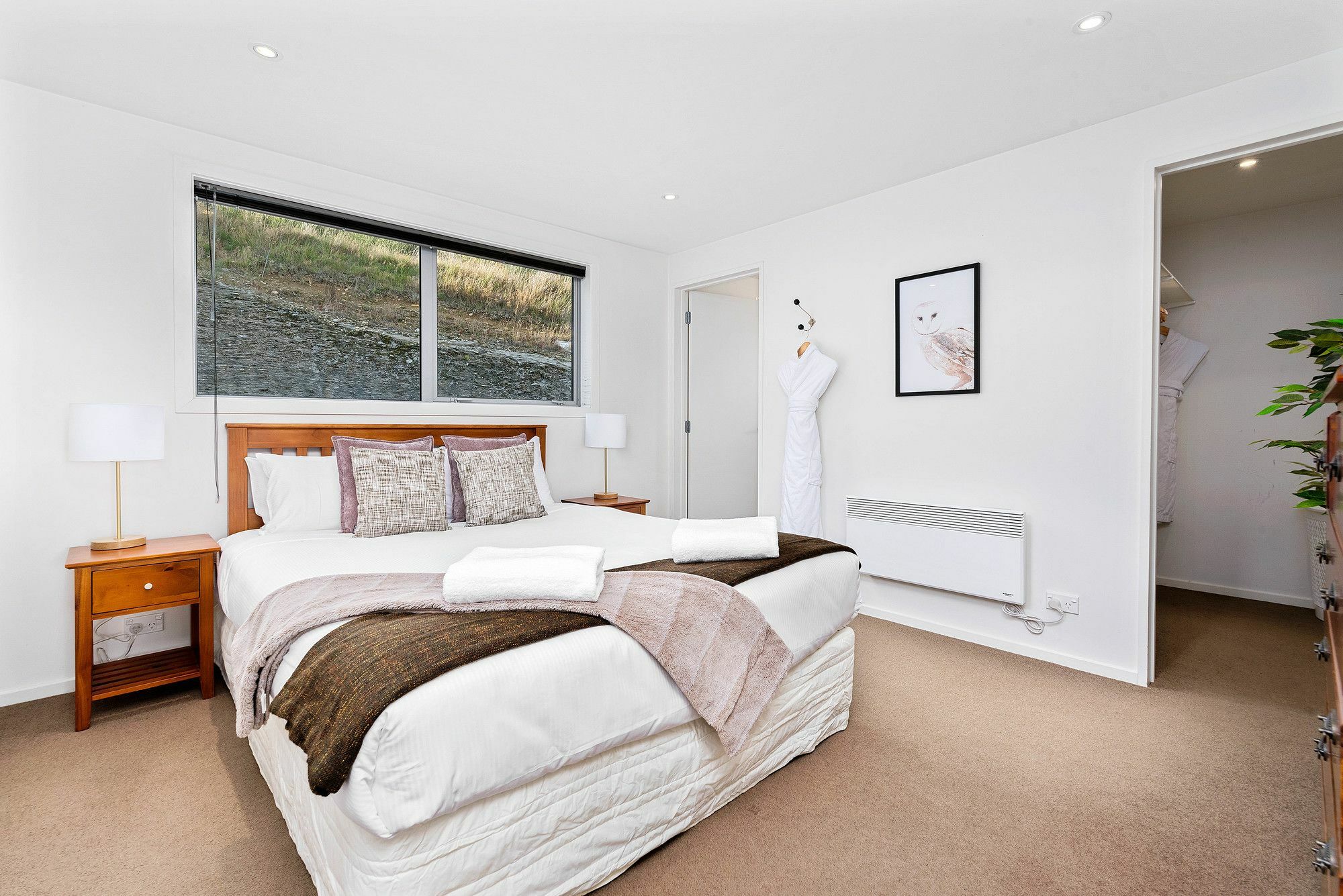 Contemporary Hilltop Abode Queenstown Bagian luar foto